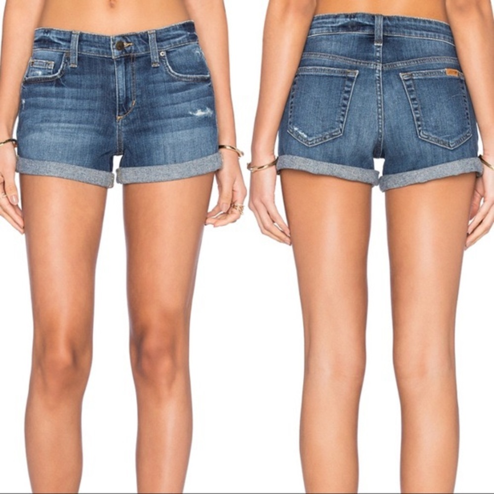 Joe’s Jeans Denim Shorts in ‘Petra’